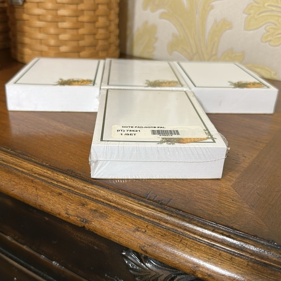Longaberger note pads for the Note Pal basket. New. Set of four. - Picture 3 of 3